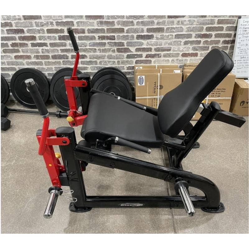 Steelflex Plate Loaded Leg Extension - Strength Machines - Steelflex